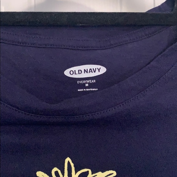 Basic navy blue t-shirt with graphic design - Picture 3 of 4